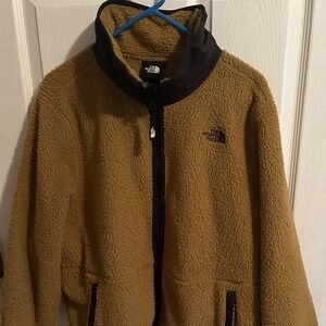 Women’s North Face cropped fleece